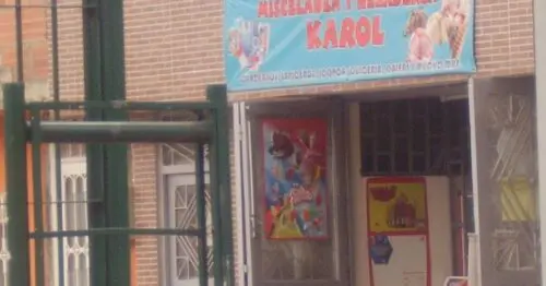 MISCELANEA Y HELADERIA KAROL MISCELANEA Y HELADERIA KAROL